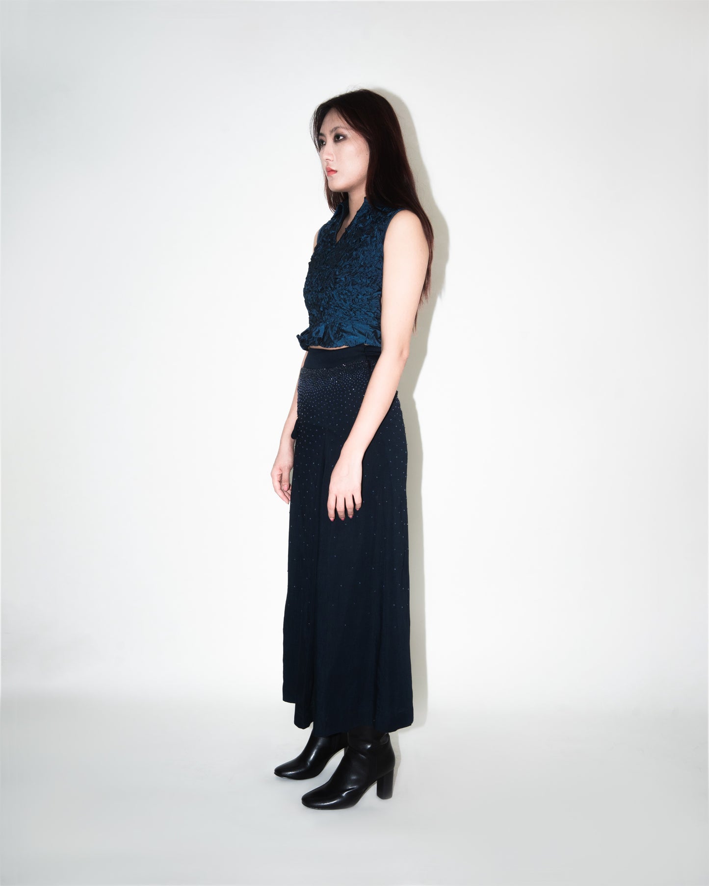 Crumple textured top
