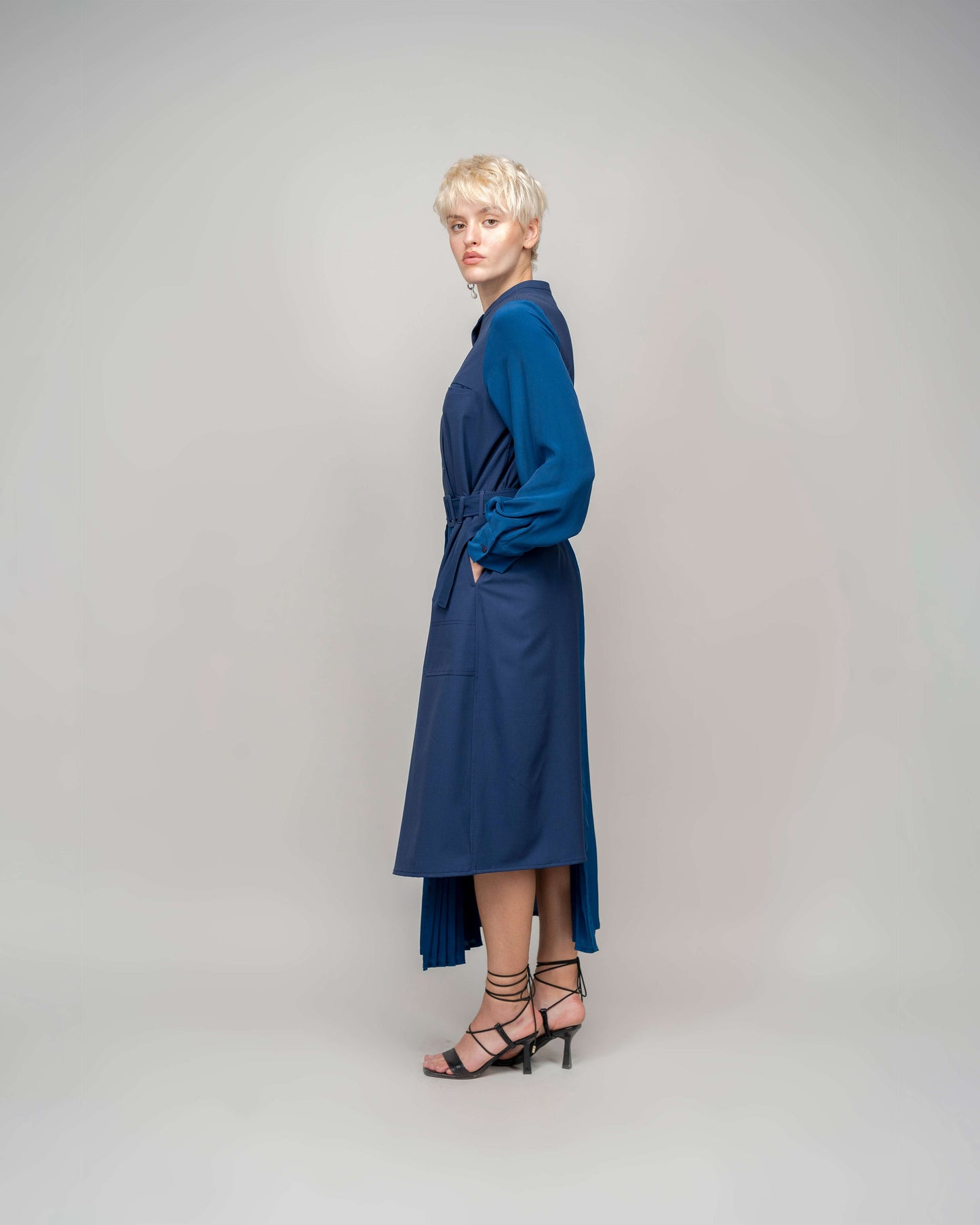 Fan Dress In Carbon
