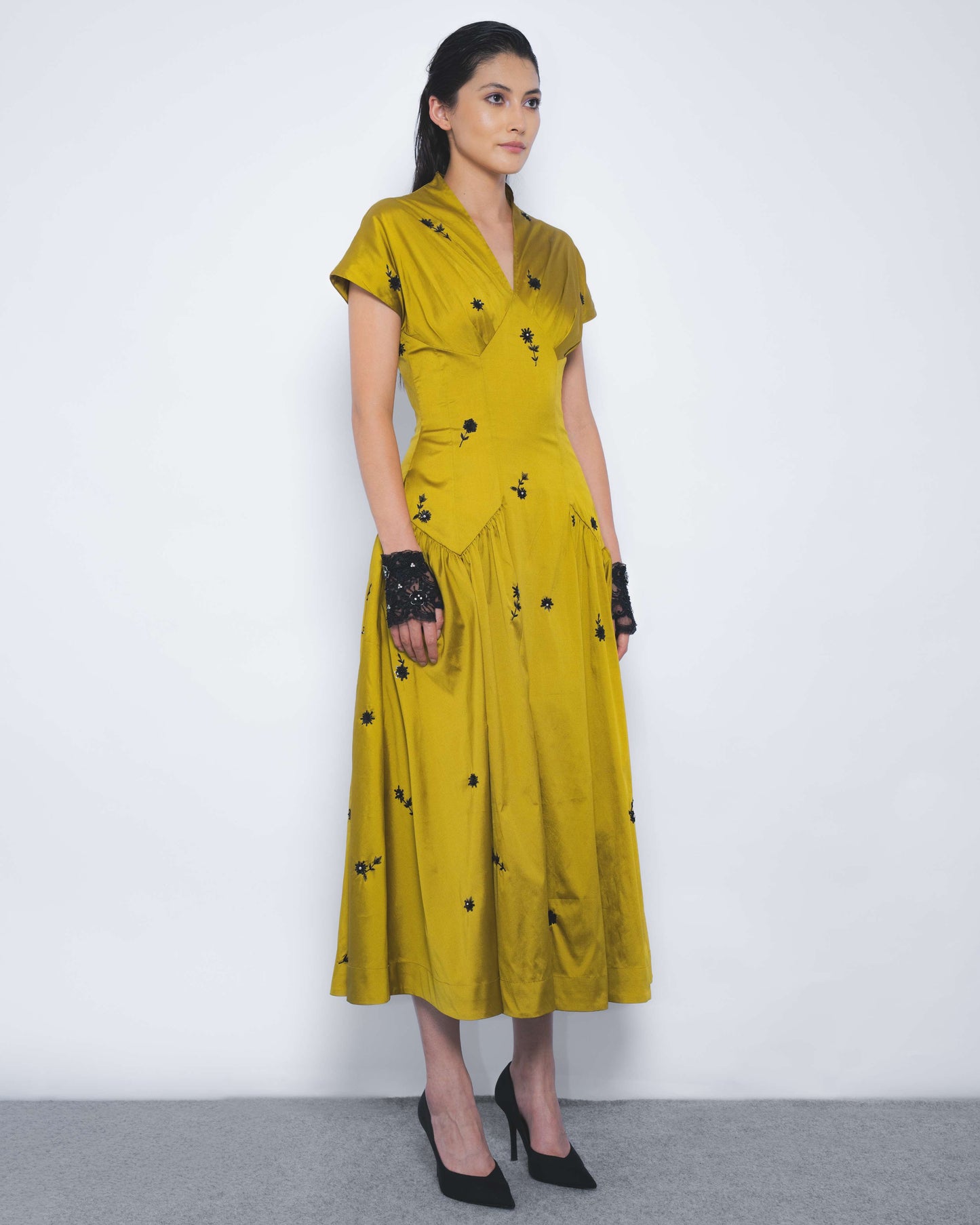 Oka Midi Dress - Leh Studios