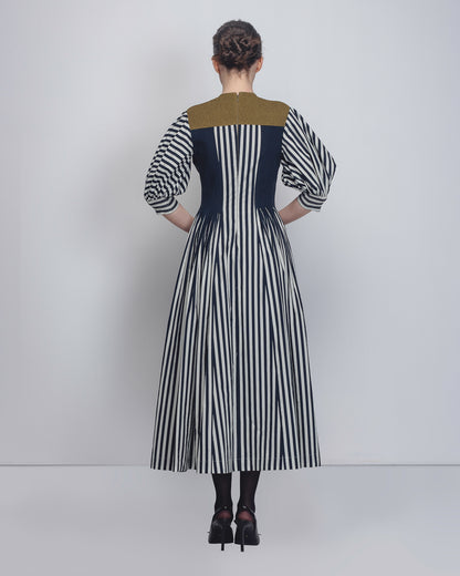 Beri Dress